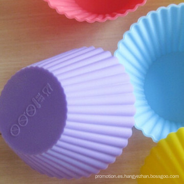 El molde de pastel de silicona: color puro
